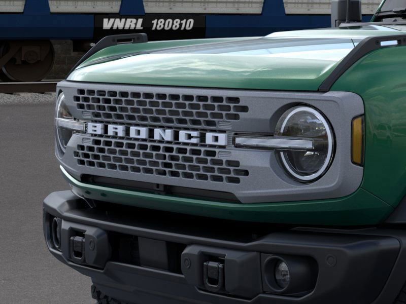 New 2025 Ford Bronco Badlands AWD/4WD image 32