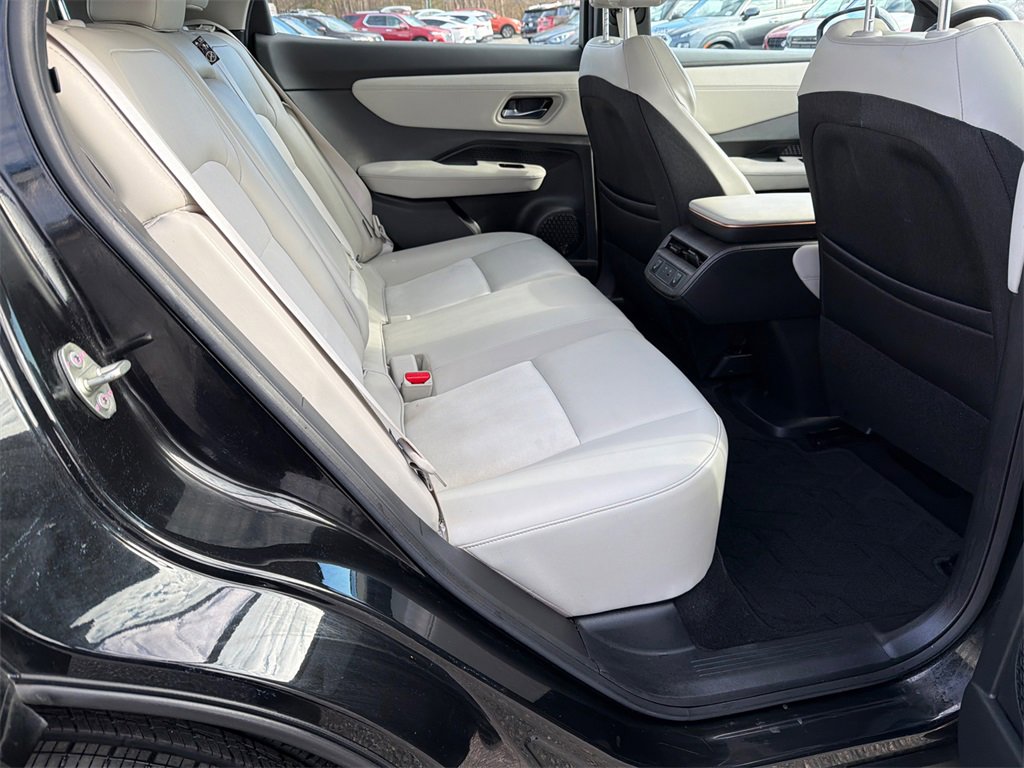 Used 2023 Nissan Ariya FWD image 15
