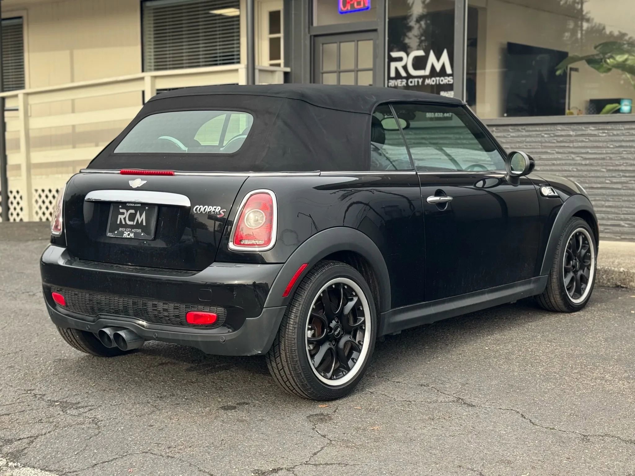 Used 2010 MINI Cooper S image 4