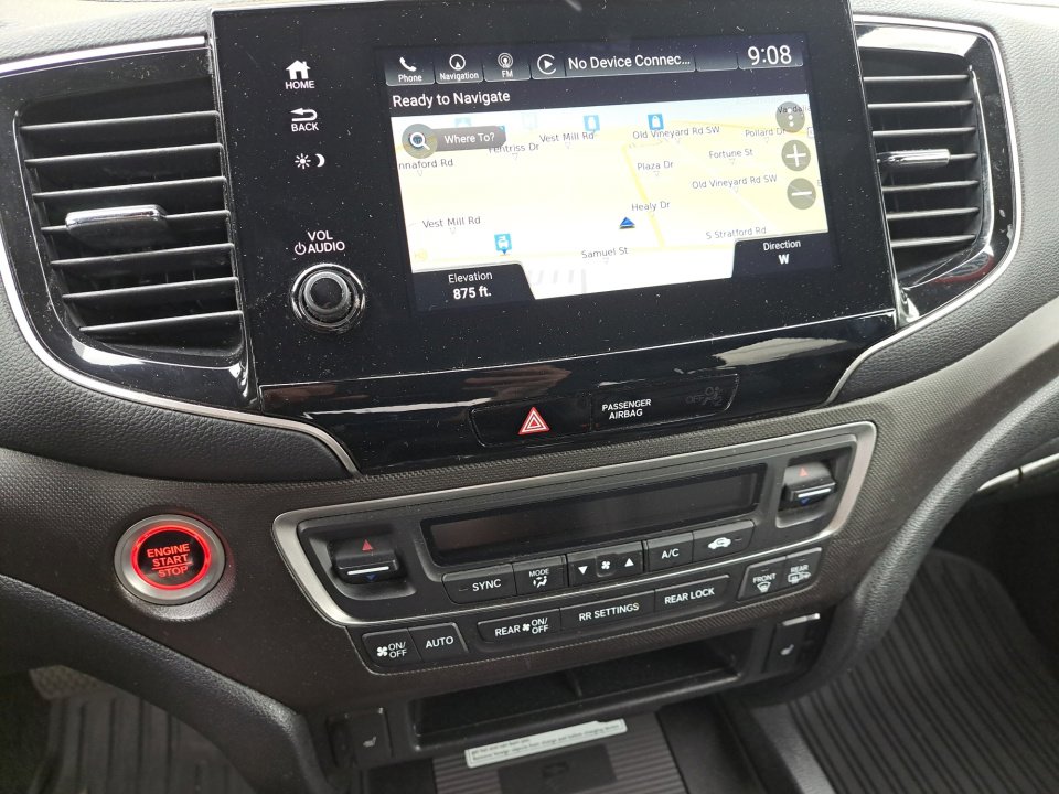 Used 2022 Honda Pilot TrailSport image 32