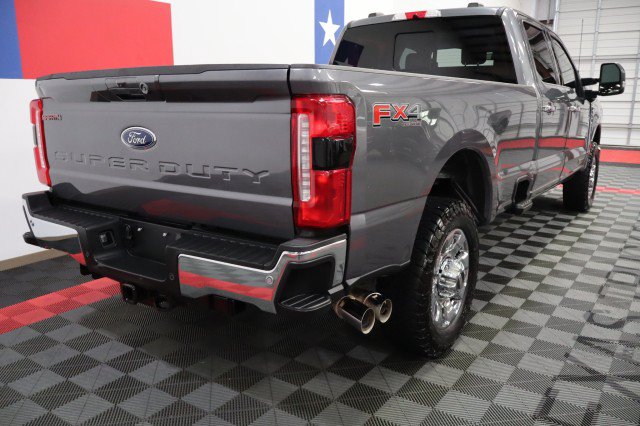 Used 2024 Ford F350 Lariat w/ Lariat Ultimate Package AWD/4WD image 26