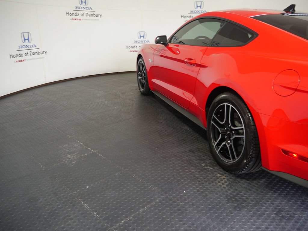 Used 2020 Ford Mustang GT Premium RWD image 9
