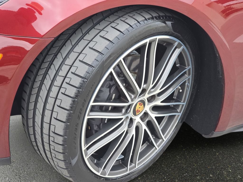 Used 2023 Porsche Panamera image 36