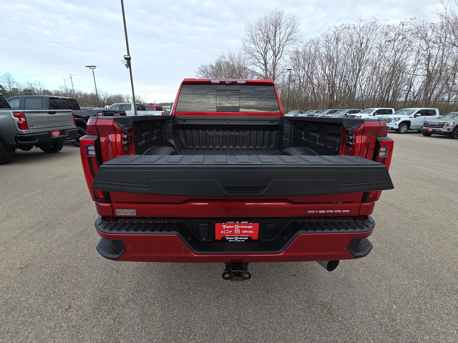 Used 2024 GMC Sierra 2500 Denali w/ Denali Reserve Package image 9