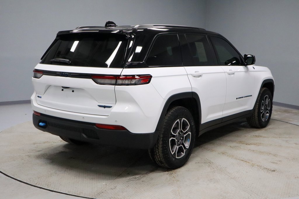Used 2022 Jeep Grand Cherokee Trailhawk image 13