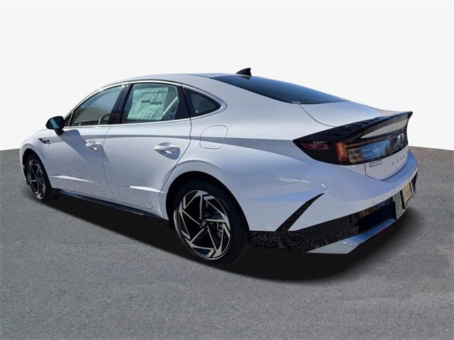 New 2026 Hyundai Sonata SEL image 2