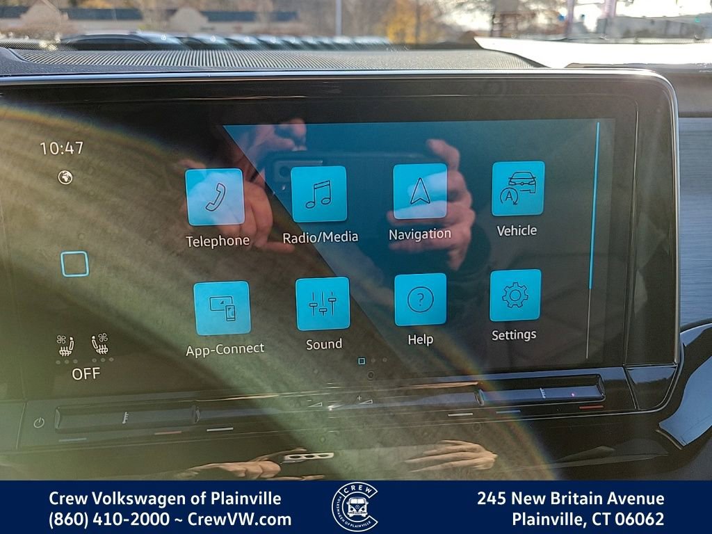 New 2026 Volkswagen Atlas Cross Sport SE image 6