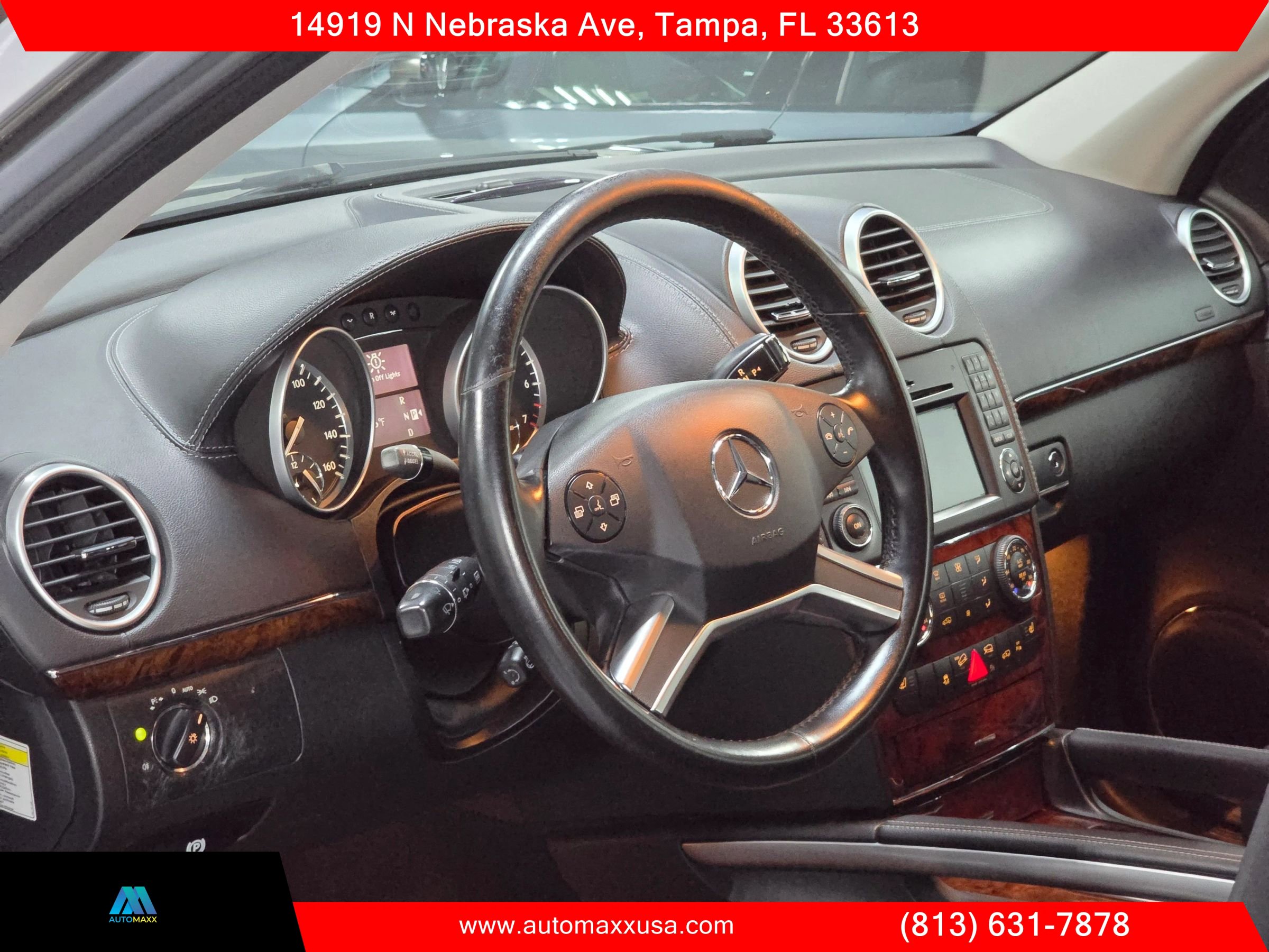 Used 2012 Mercedes-Benz GL 450 GL 450 4MATIC Sport Utility 4D image 16