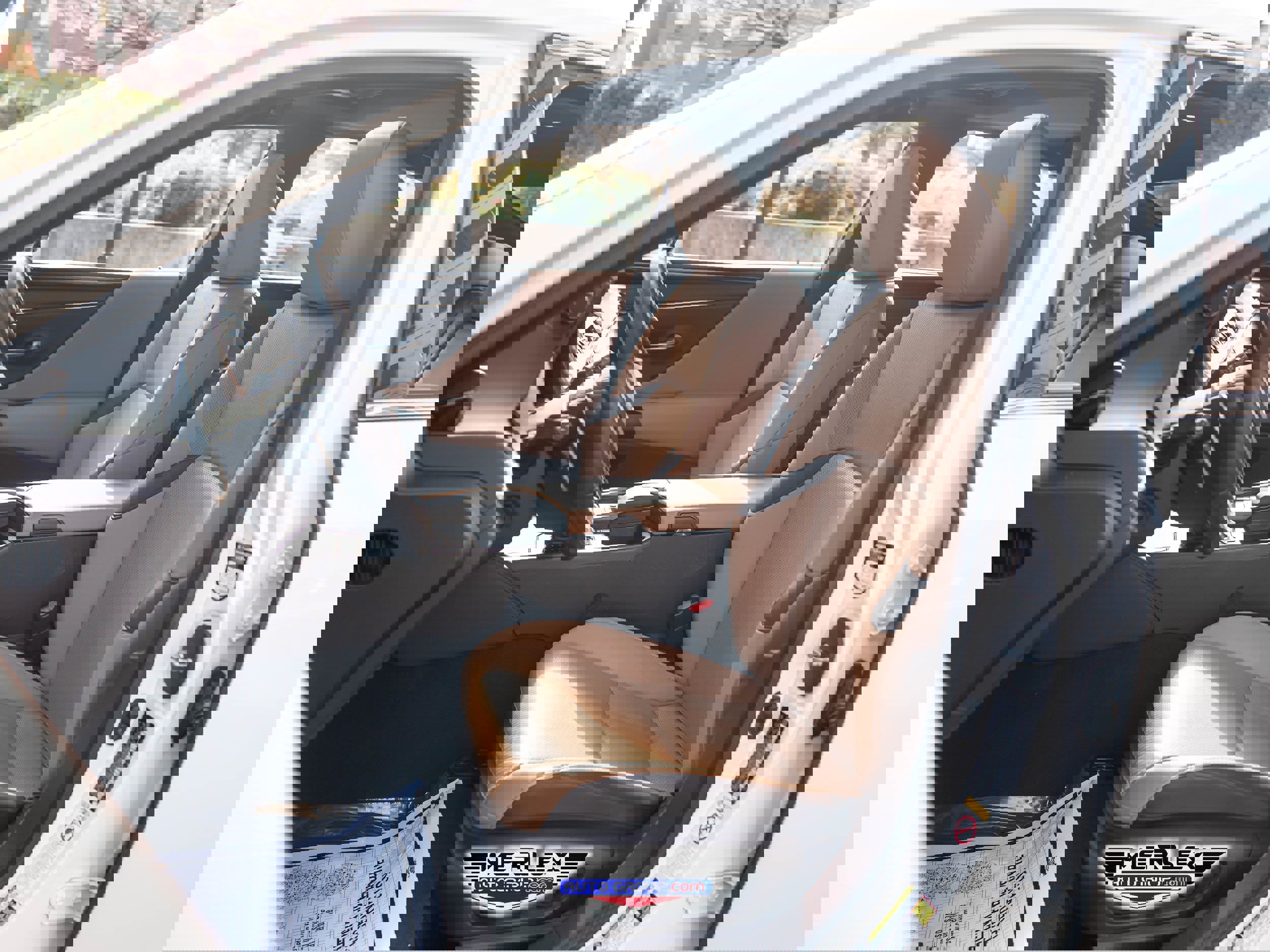 Used 2019 Lexus ES 350 Premium w/ Premium Package image 16