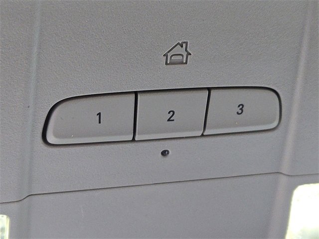 Used 2022 Cadillac XT4 Premium Luxury w/ Safety Alert Package image 34