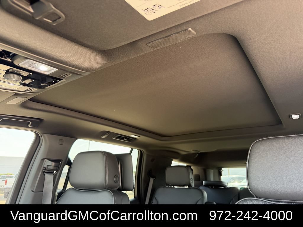 New 2026 GMC Yukon Denali w/ Denali Reserve Package AWD/4WD image 22