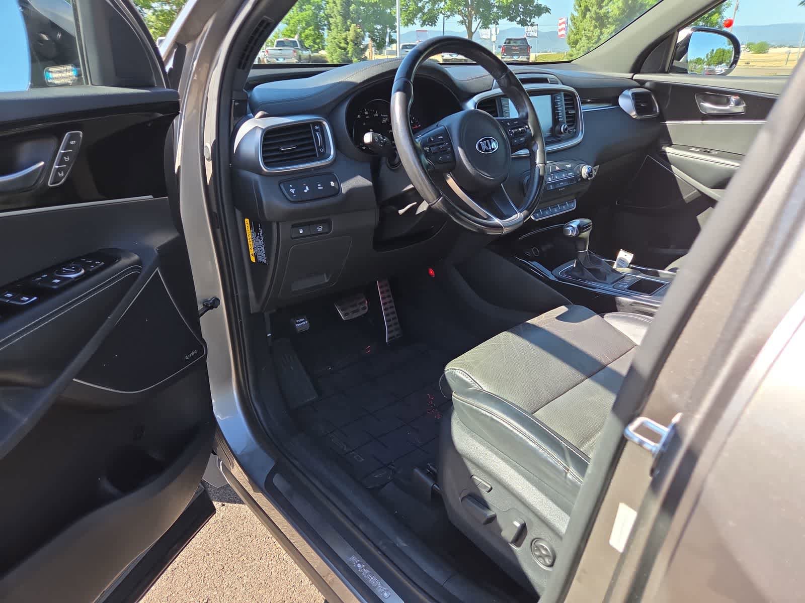 Used 2016 Kia Sorento SX AWD/4WD image 10