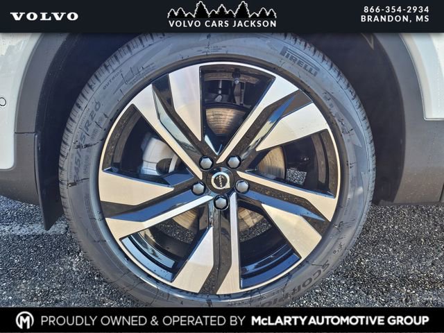 New 2026 Volvo XC40 B5 Ultra w/ Protection Package Premier image 28