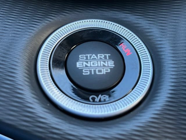 Used 2023 Jeep Grand Cherokee Altitude AWD/4WD image 16