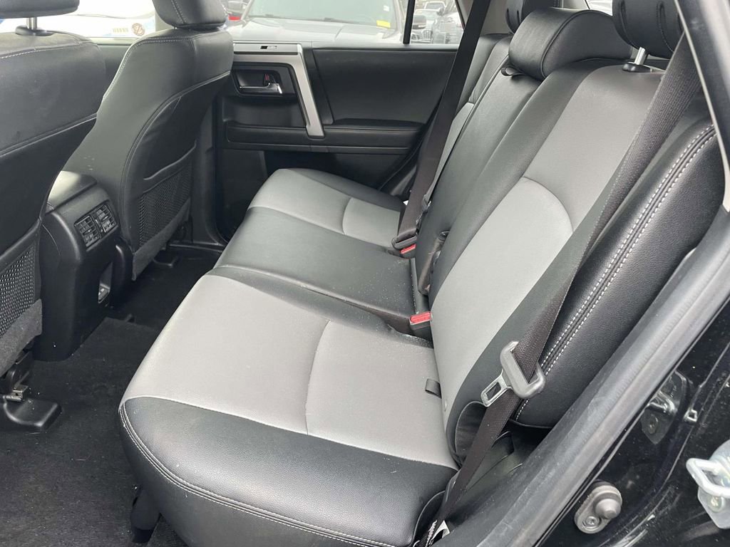 Used 2024 Toyota 4Runner SR5 Premium image 22