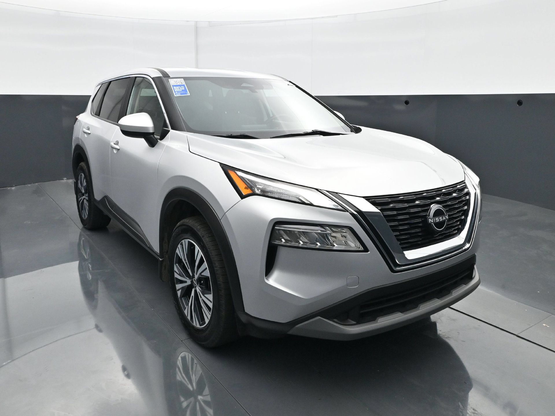 Used 2023 Nissan Rogue SV AWD/4WD image 11