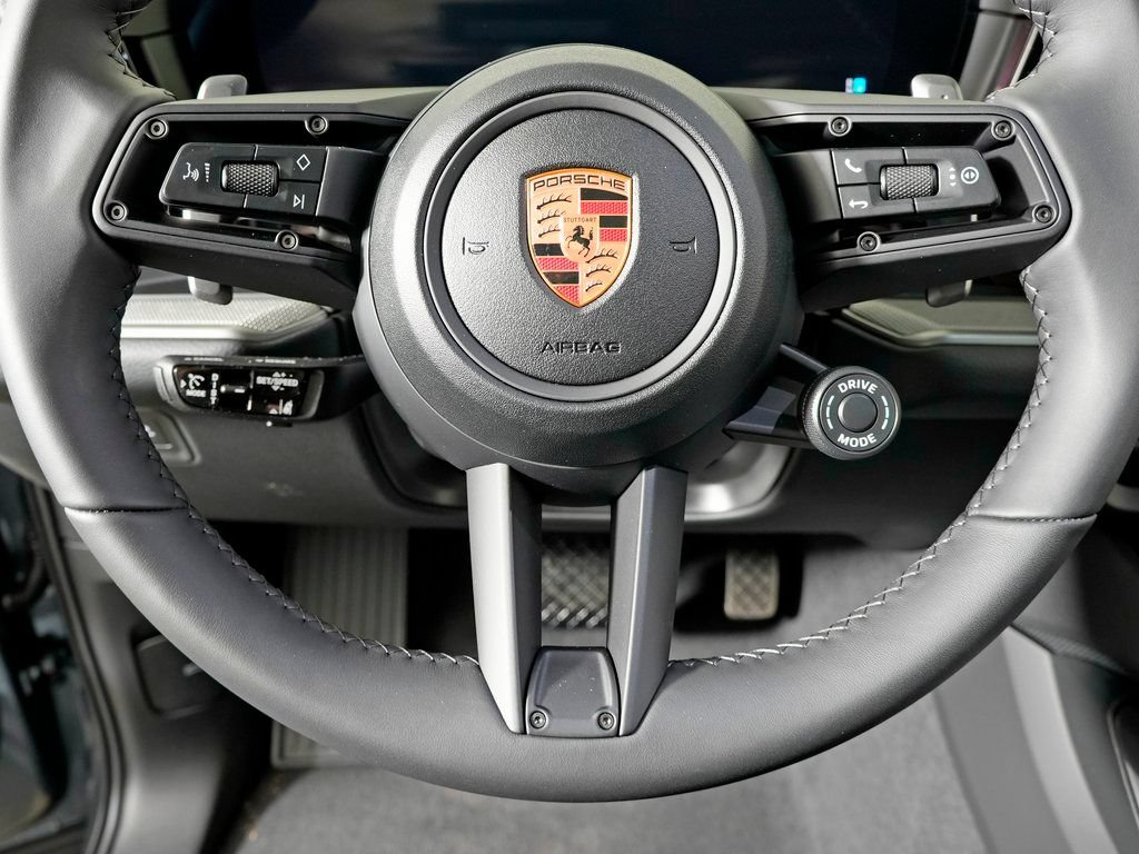Certified 2026 Porsche Cayenne Coupe AWD/4WD image 23
