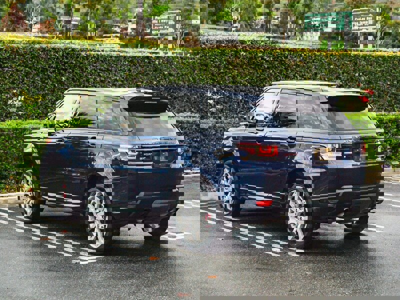 Used 2016 Land Rover Range Rover Sport Autobiography image 6