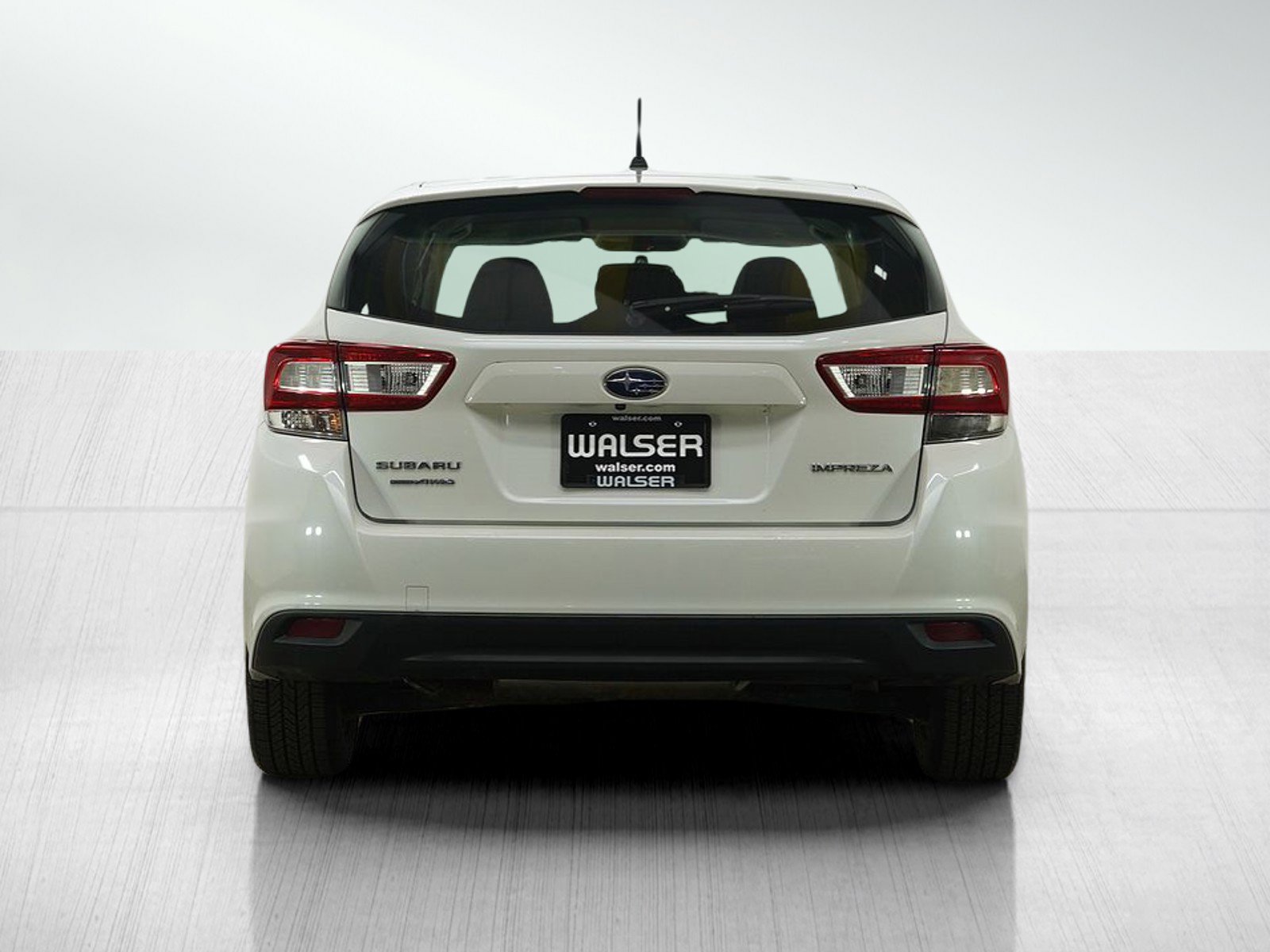Used 2018 Subaru Impreza 2.0i image 4