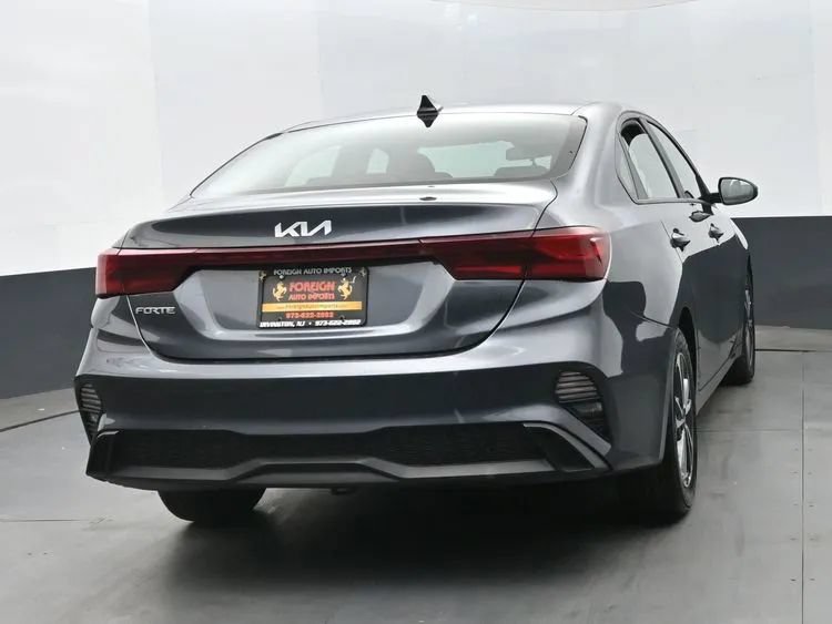 Used 2024 Kia Forte LXS FWD image 8