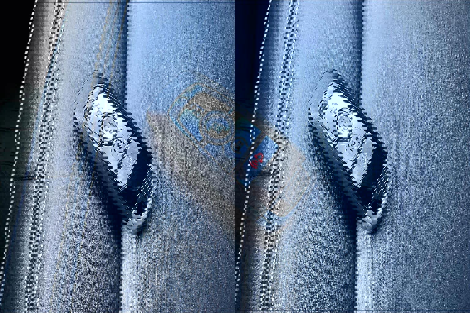 Used 2025 Ford Bronco Badlands image 15