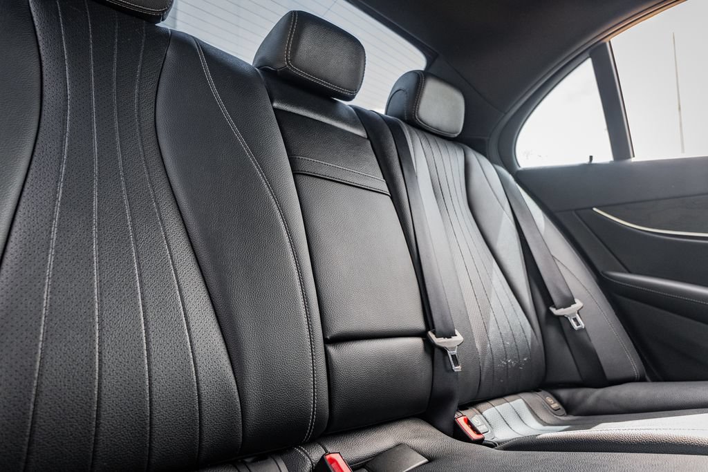 Used 2017 Mercedes-Benz E 300 4MATIC image 40