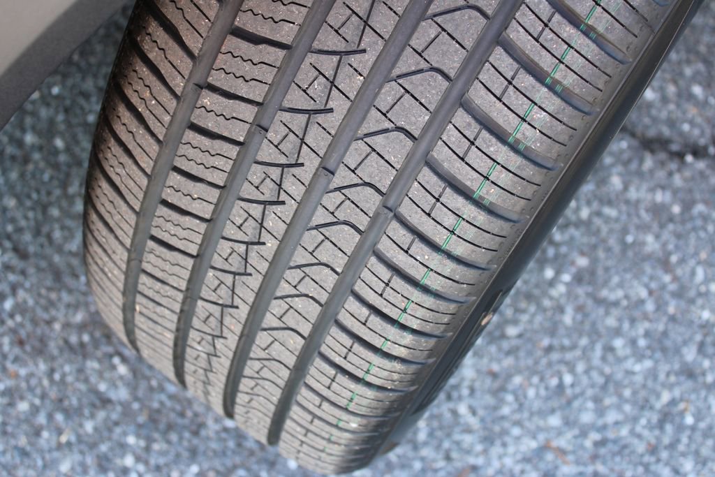 New 2026 BMW X5 xDrive50e w/ Climate Comfort Package image 38