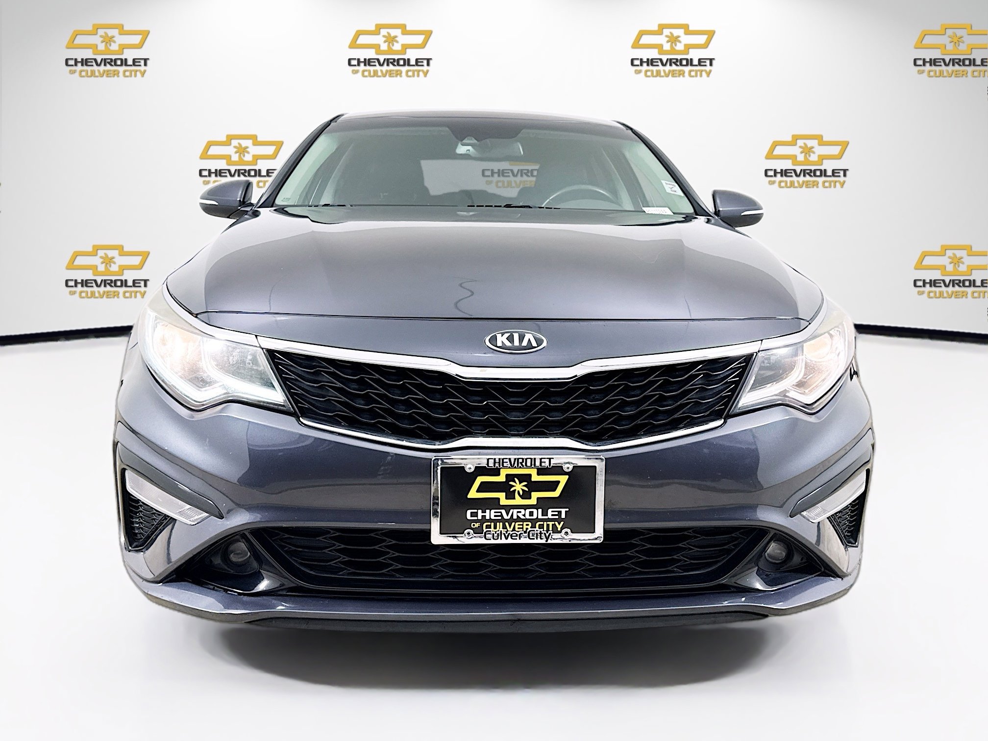 Used 2019 Kia Optima S image 2