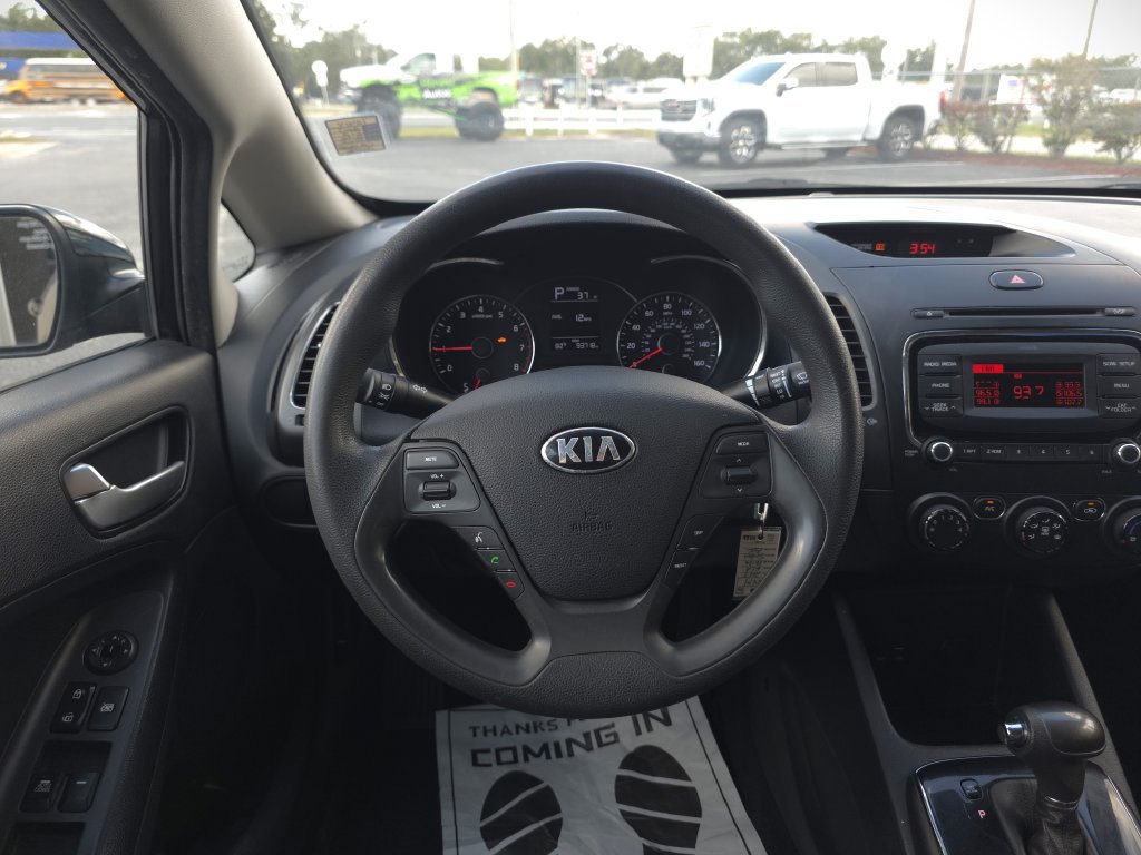 Used 2017 Kia Forte LX FWD image 22