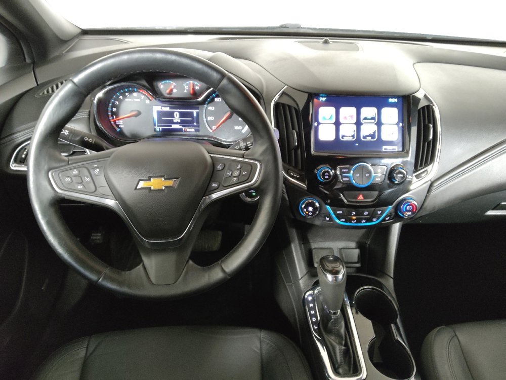 Used 2017 Chevrolet Cruze Premier FWD image 22