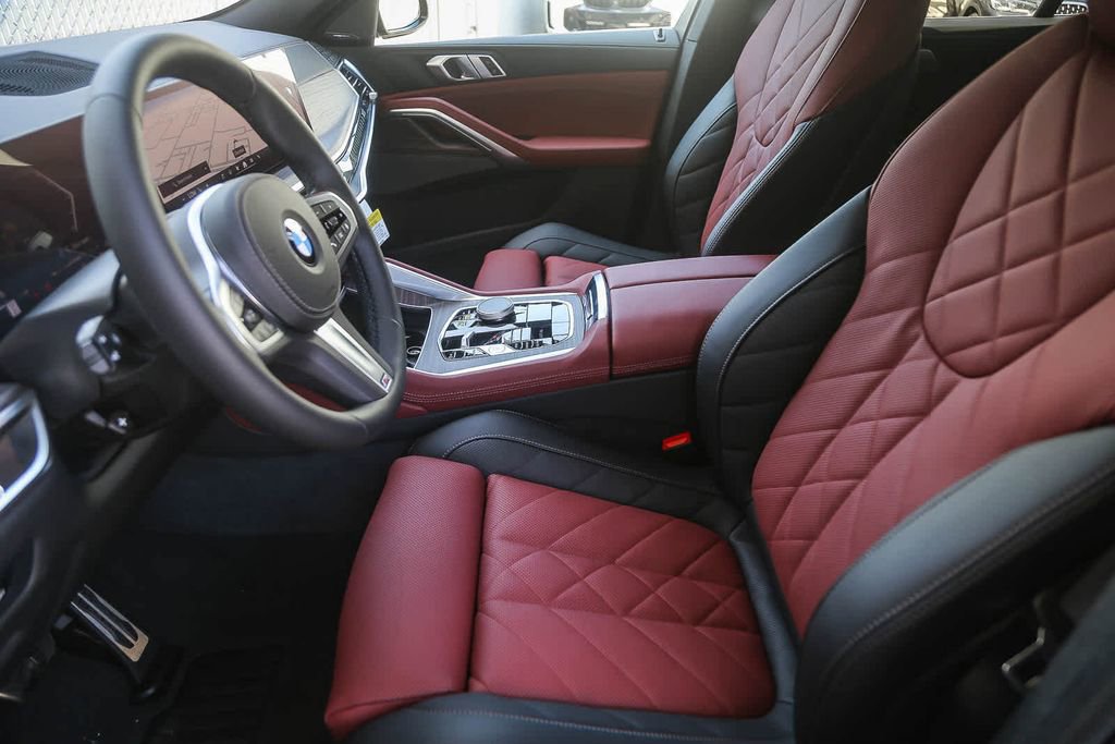 New 2026 BMW X6 xDrive40i w/ Premium Package image 14