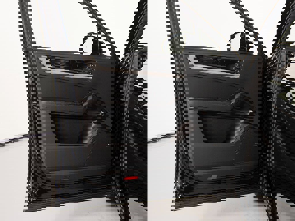 New 2026 Porsche Cayenne S image 14