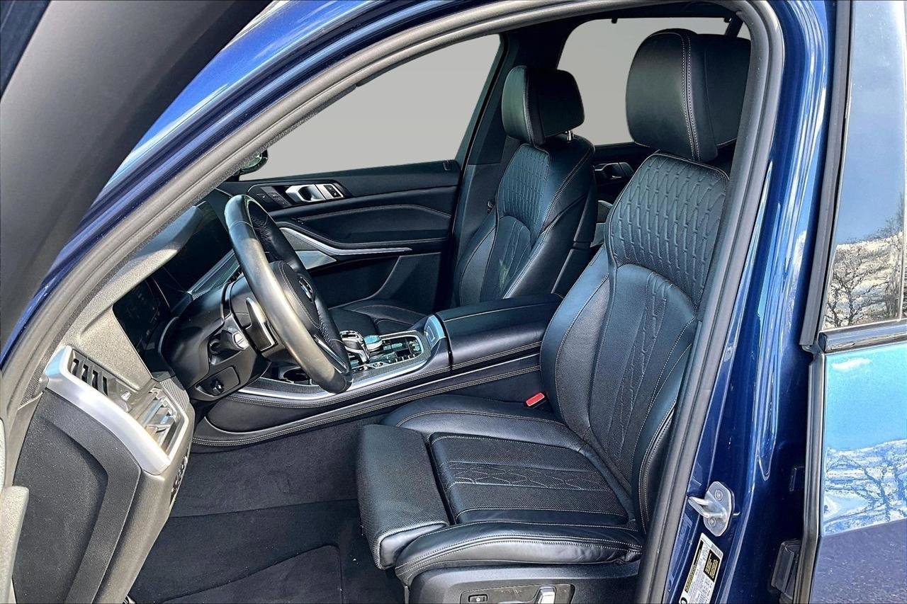 Used 2019 BMW X5 xDrive40i w/ M Sport Package image 21