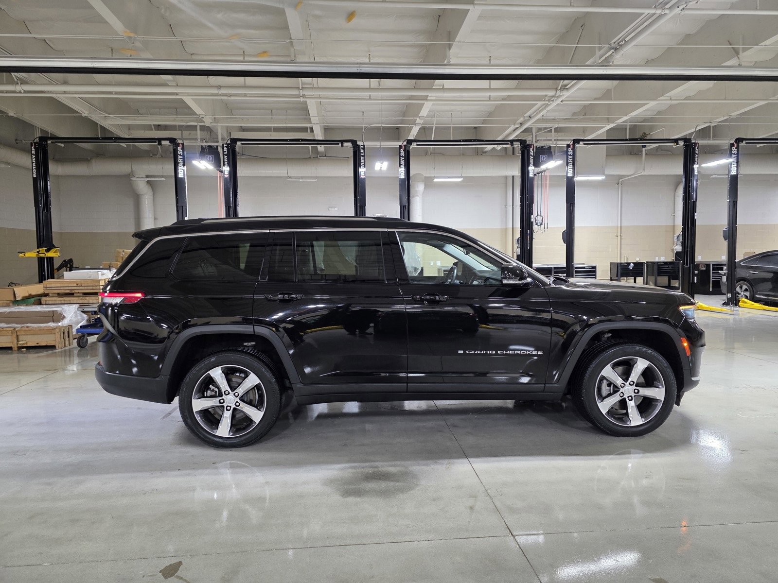 Used 2021 Jeep Grand Cherokee L Limited image 8