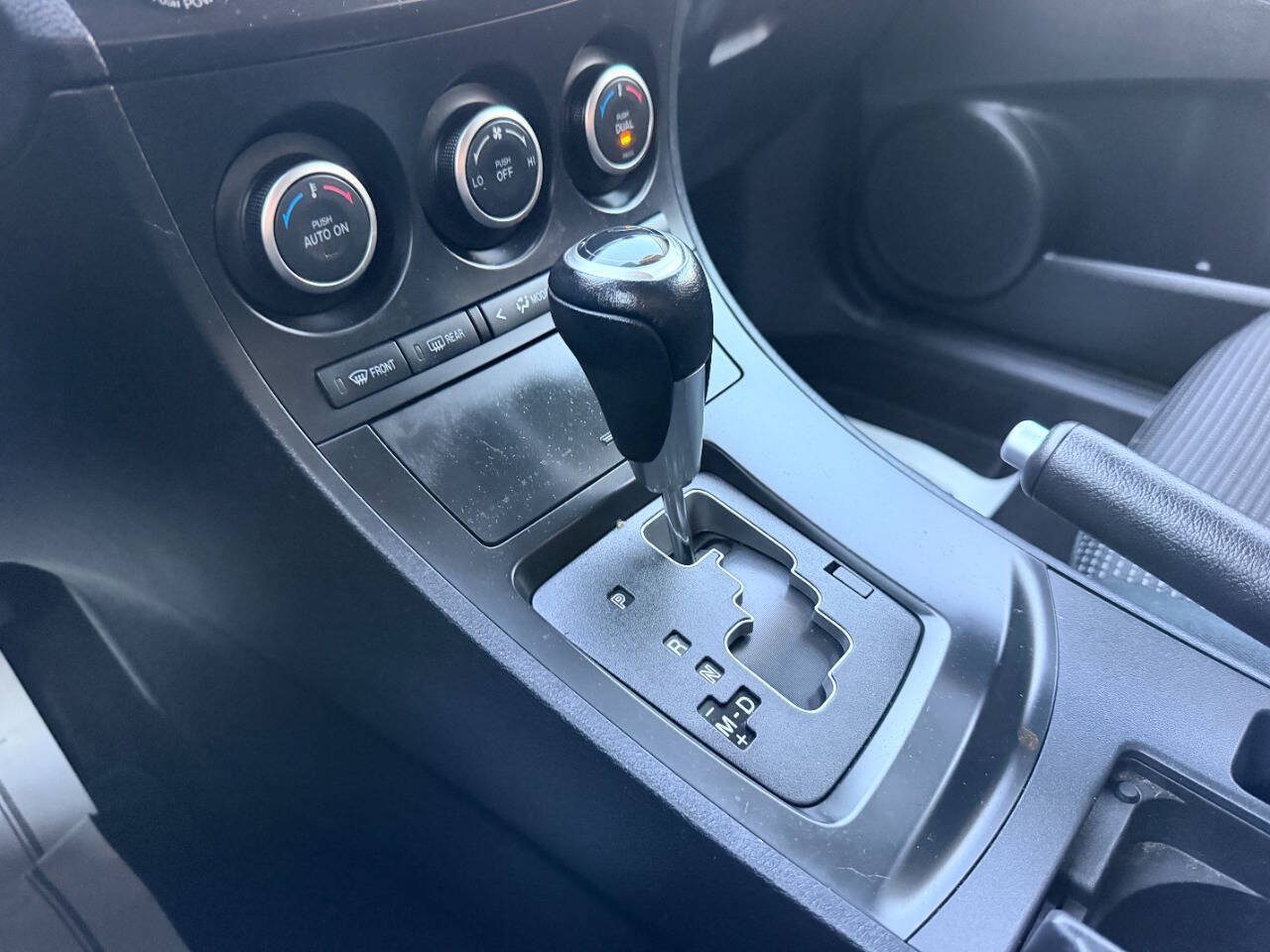 Used 2013 MAZDA MAZDA3 i Touring FWD image 37