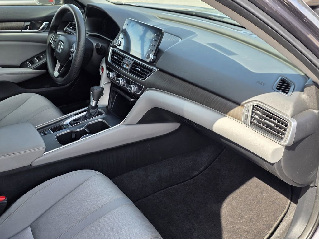 Used 2018 Honda Accord EX image 10