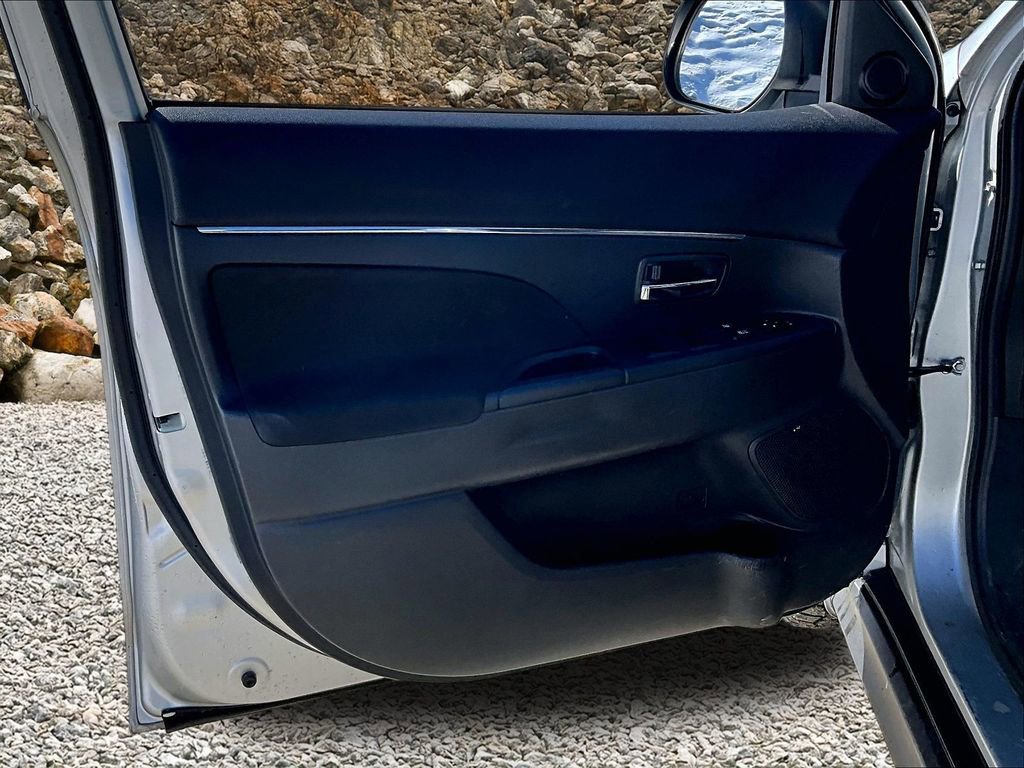 Used 2022 Mitsubishi Outlander Sport ES image 20