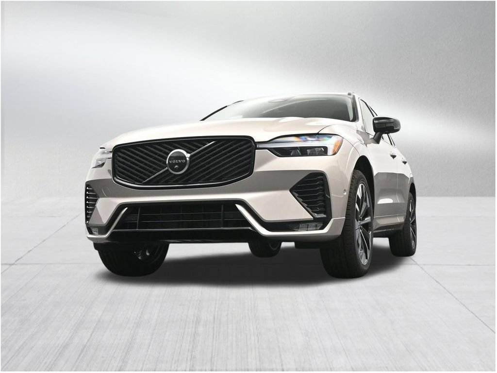 New 2026 Volvo XC60 B5 Plus AWD/4WD image 28