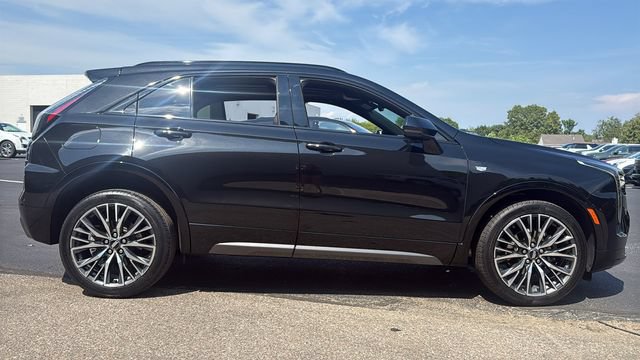 Used 2024 Cadillac XT4 Sport AWD/4WD image 3