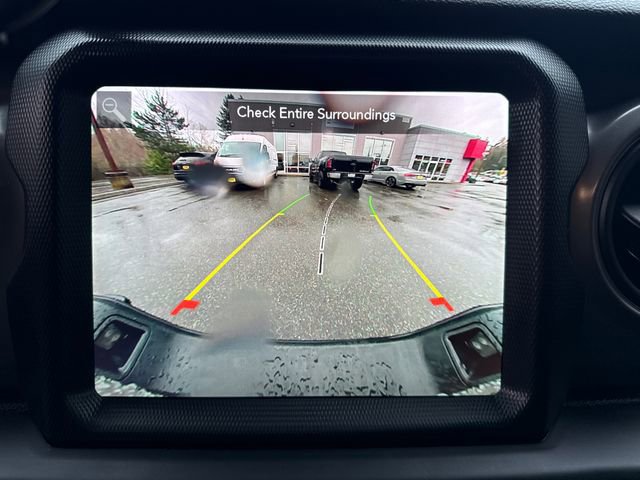 Used 2021 Jeep Gladiator Willys image 28