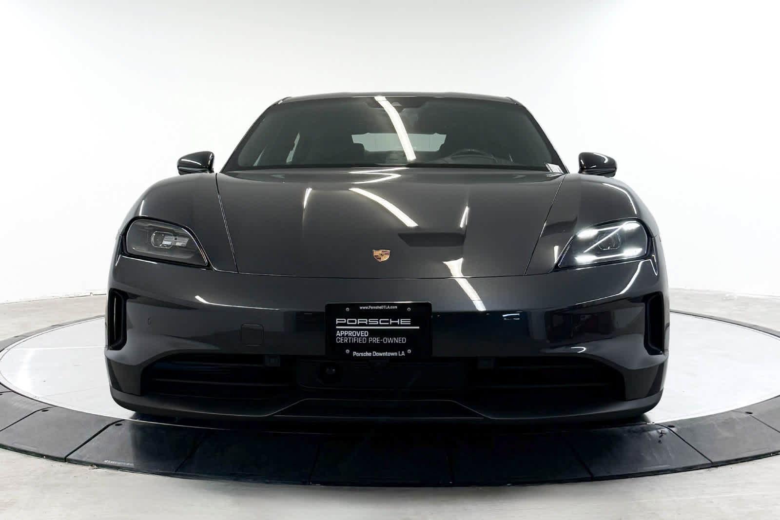 Certified 2025 Porsche Taycan 4S AWD/4WD image 6