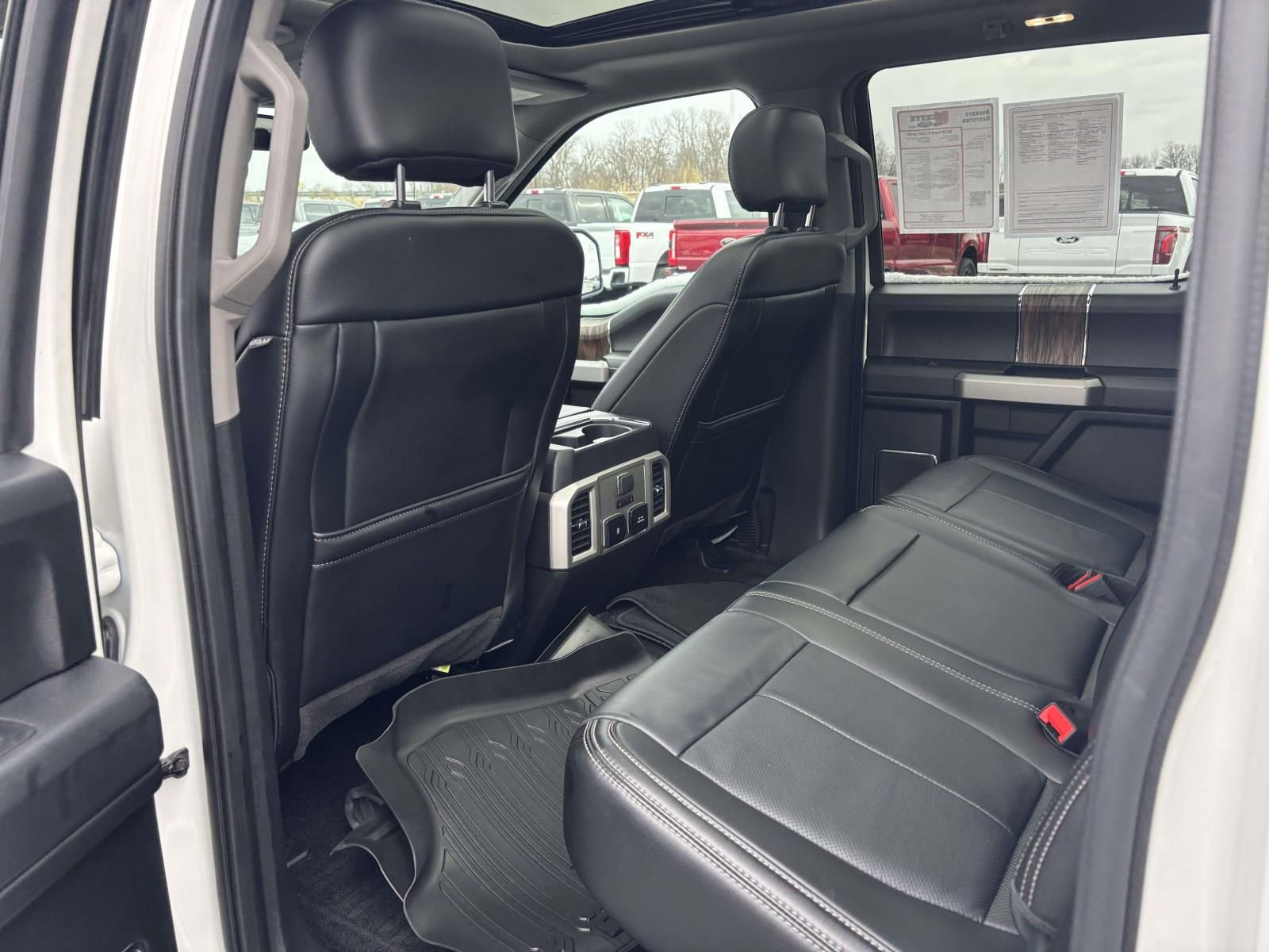 Certified 2020 Ford F150 Lariat w/ Equipment Group 502A Luxury image 31