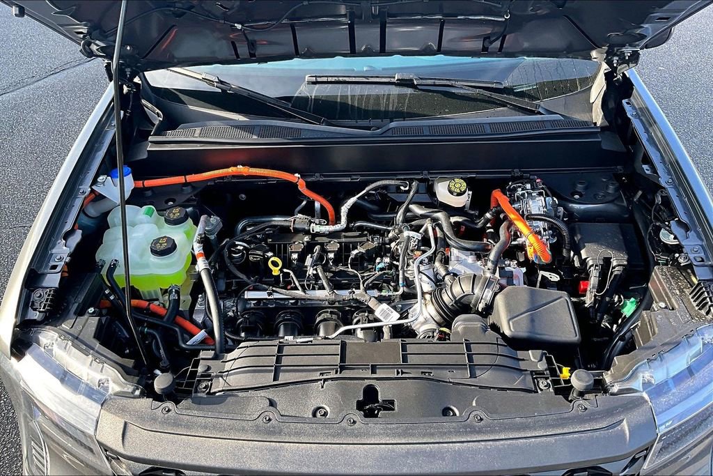 New 2026 Ford Maverick XLT w/ XLT Luxury Package image 11