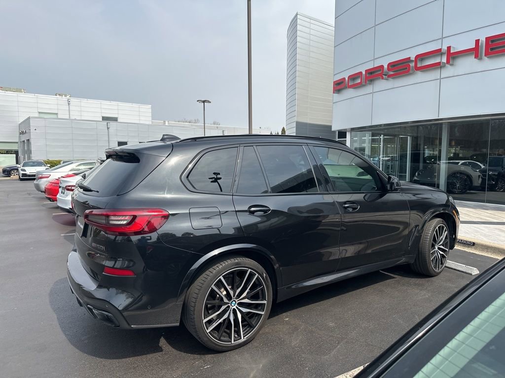Used 2020 BMW X5 M50i w/ Executive Package image 12