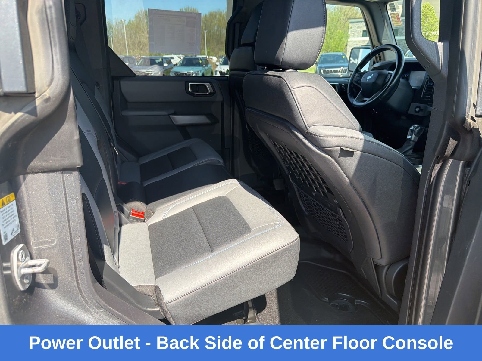 Used 2023 Ford Bronco Black Diamond AWD/4WD image 19