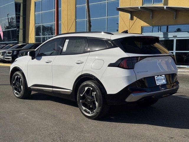New 2026 Kia Sportage SX image 5