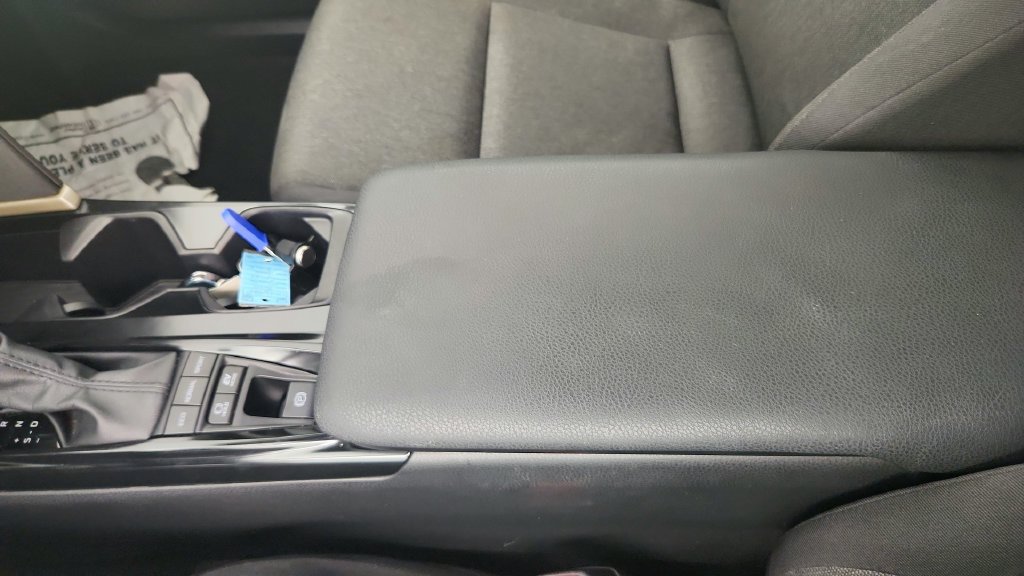 Used 2025 Toyota Camry LE FWD image 13