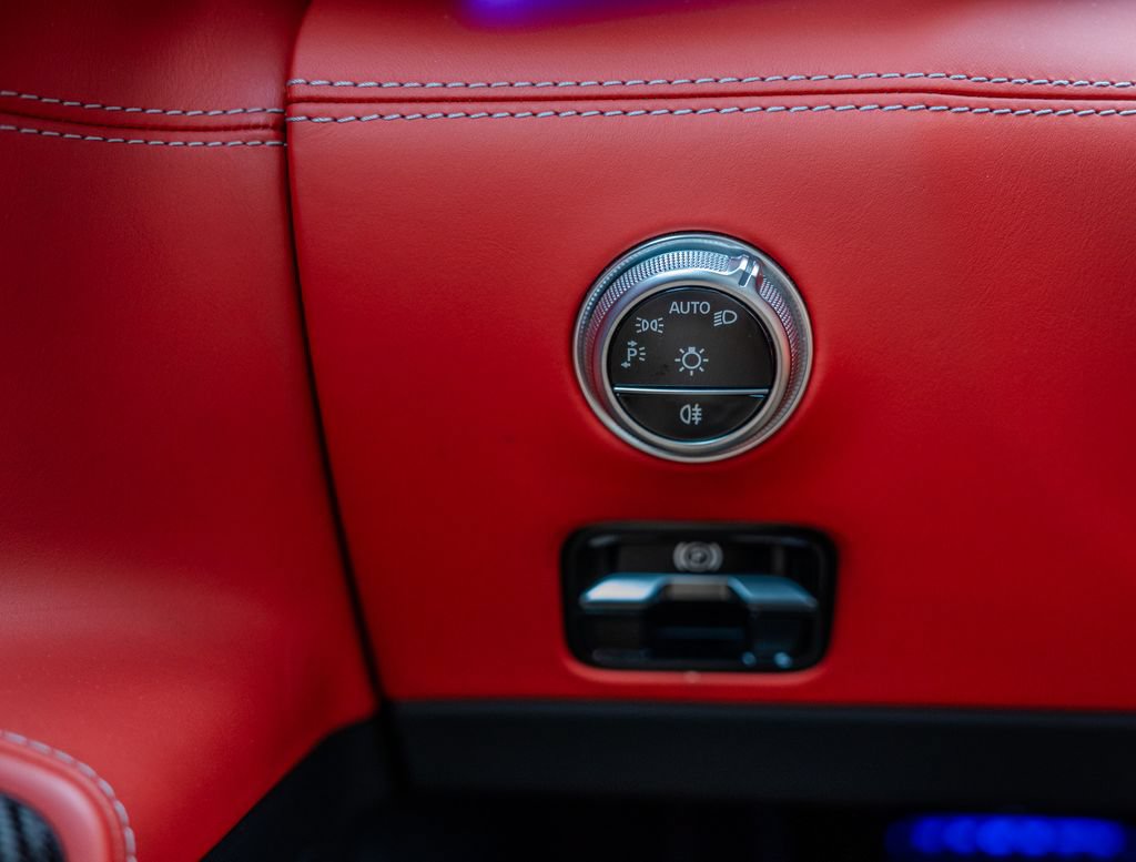 Used 2022 Mercedes-Benz SL 63 AMG 4MATIC image 9