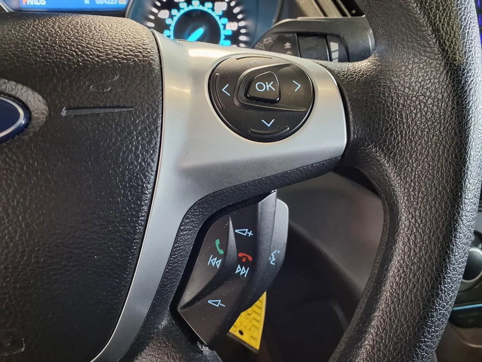 Used 2014 Ford Escape SE FWD image 25