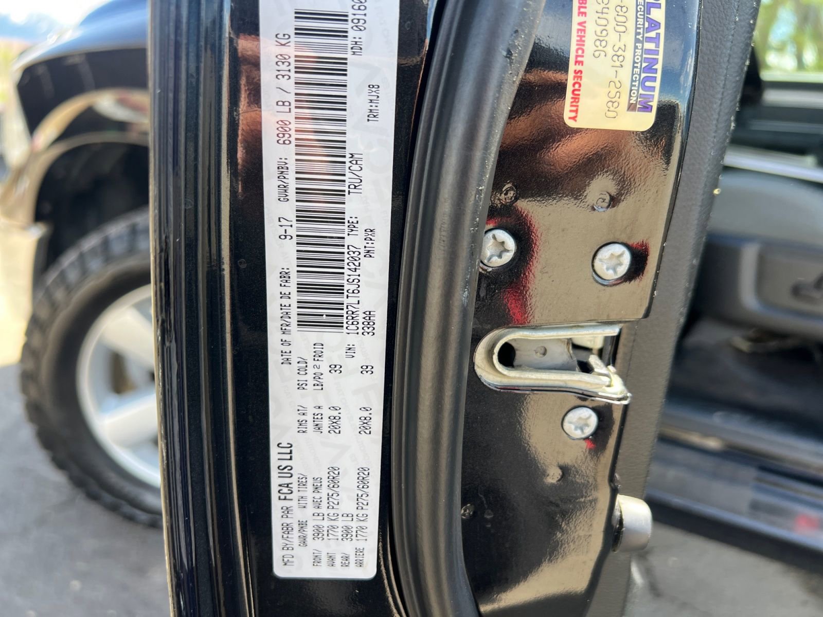 Used 2018 RAM 1500 Outdoorsman AWD/4WD image 42
